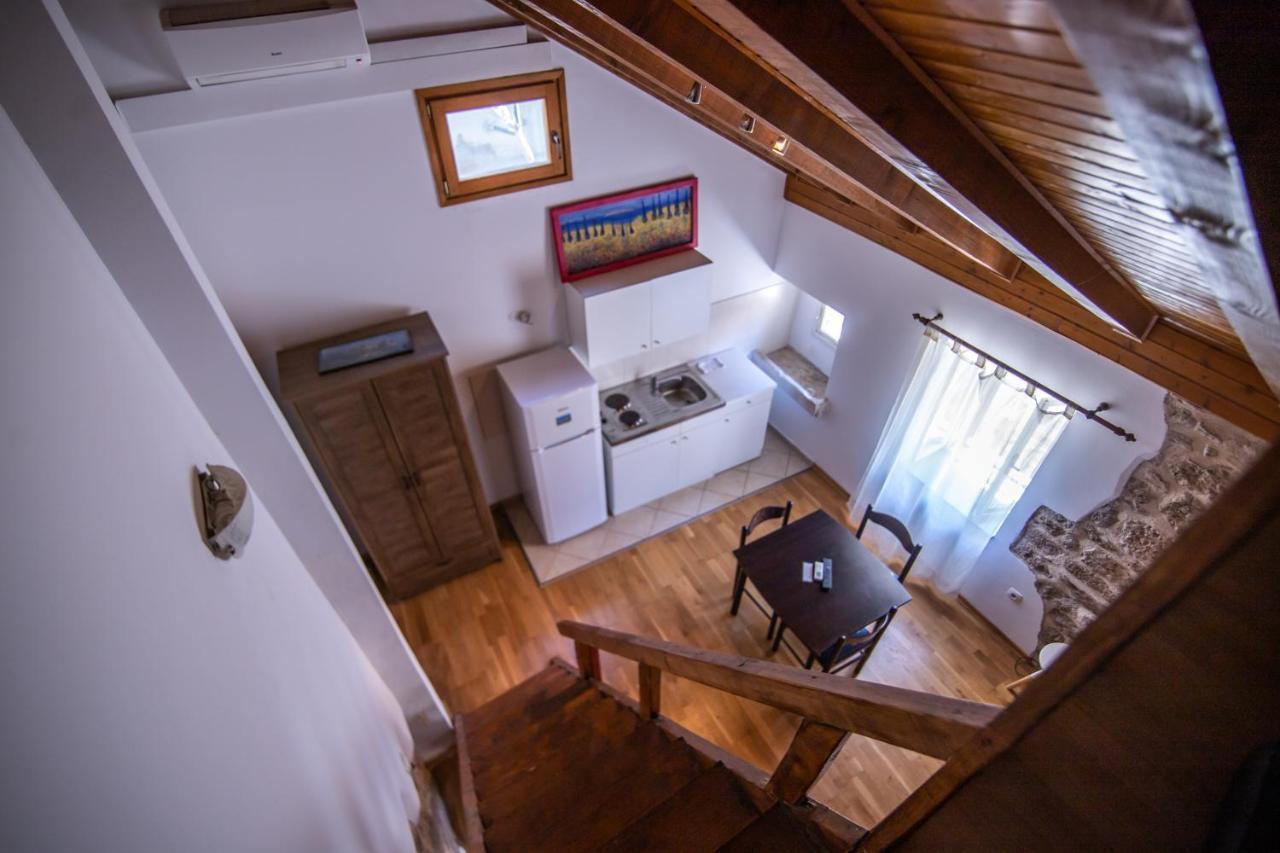 Apartments Loriana Шибеник Экстерьер фото