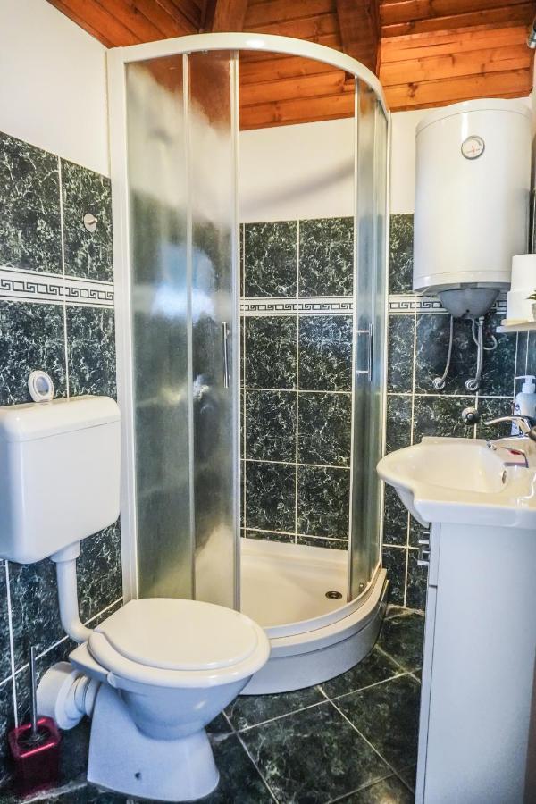 Apartments Loriana Шибеник Экстерьер фото