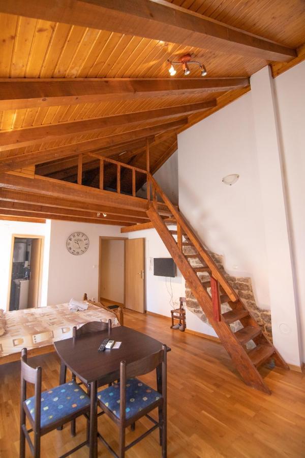 Apartments Loriana Шибеник Экстерьер фото