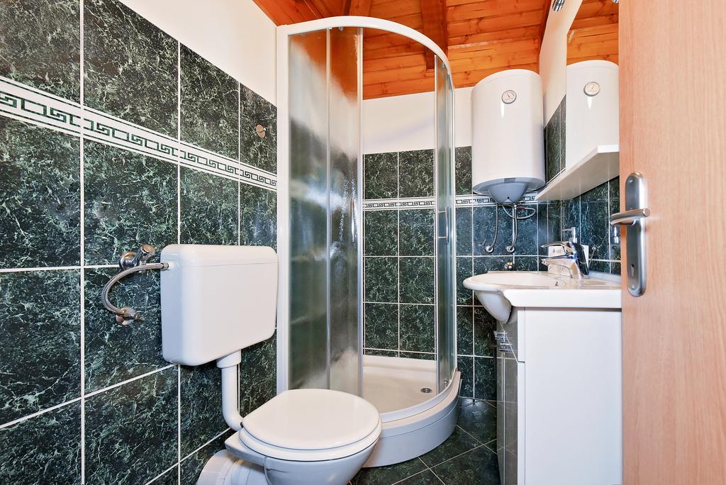 Apartments Loriana Шибеник Экстерьер фото